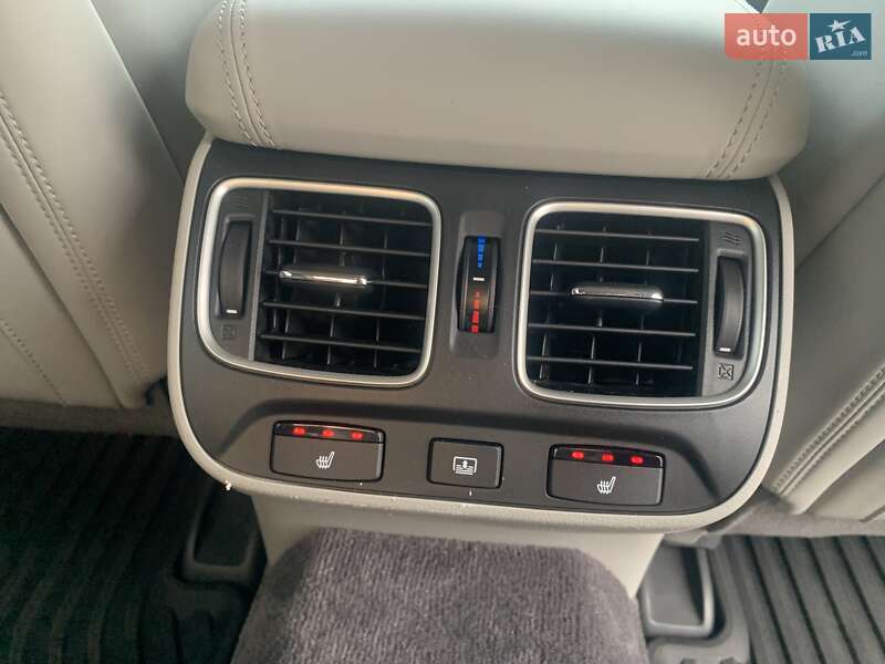 Седан Acura RLX 2020 в Киеве