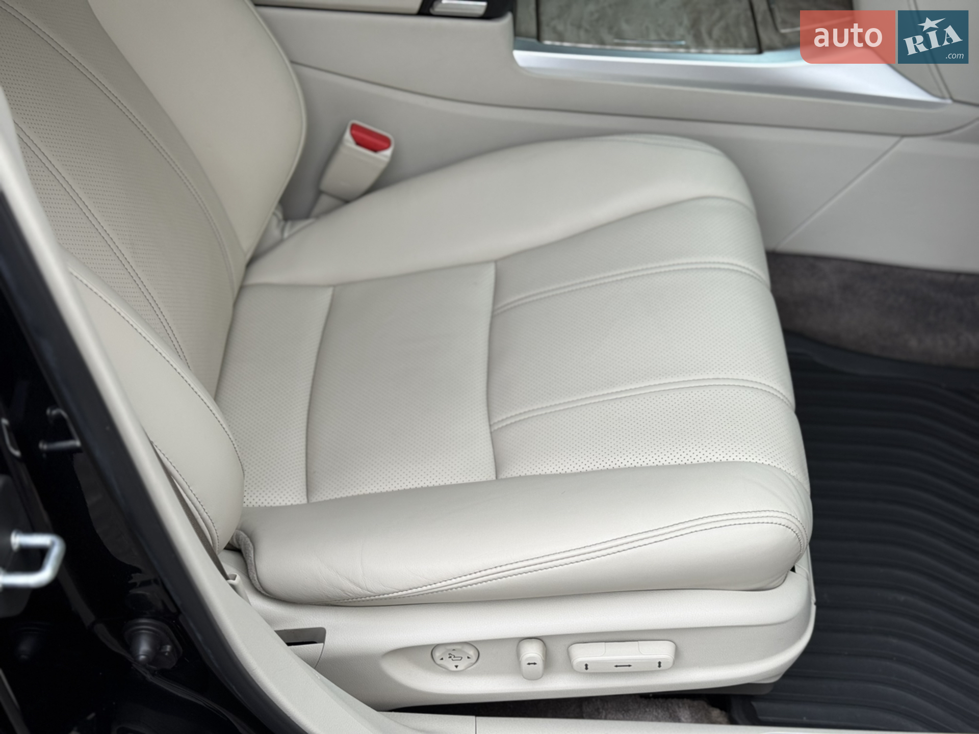 2018 Acura RLX - мініатюра 32