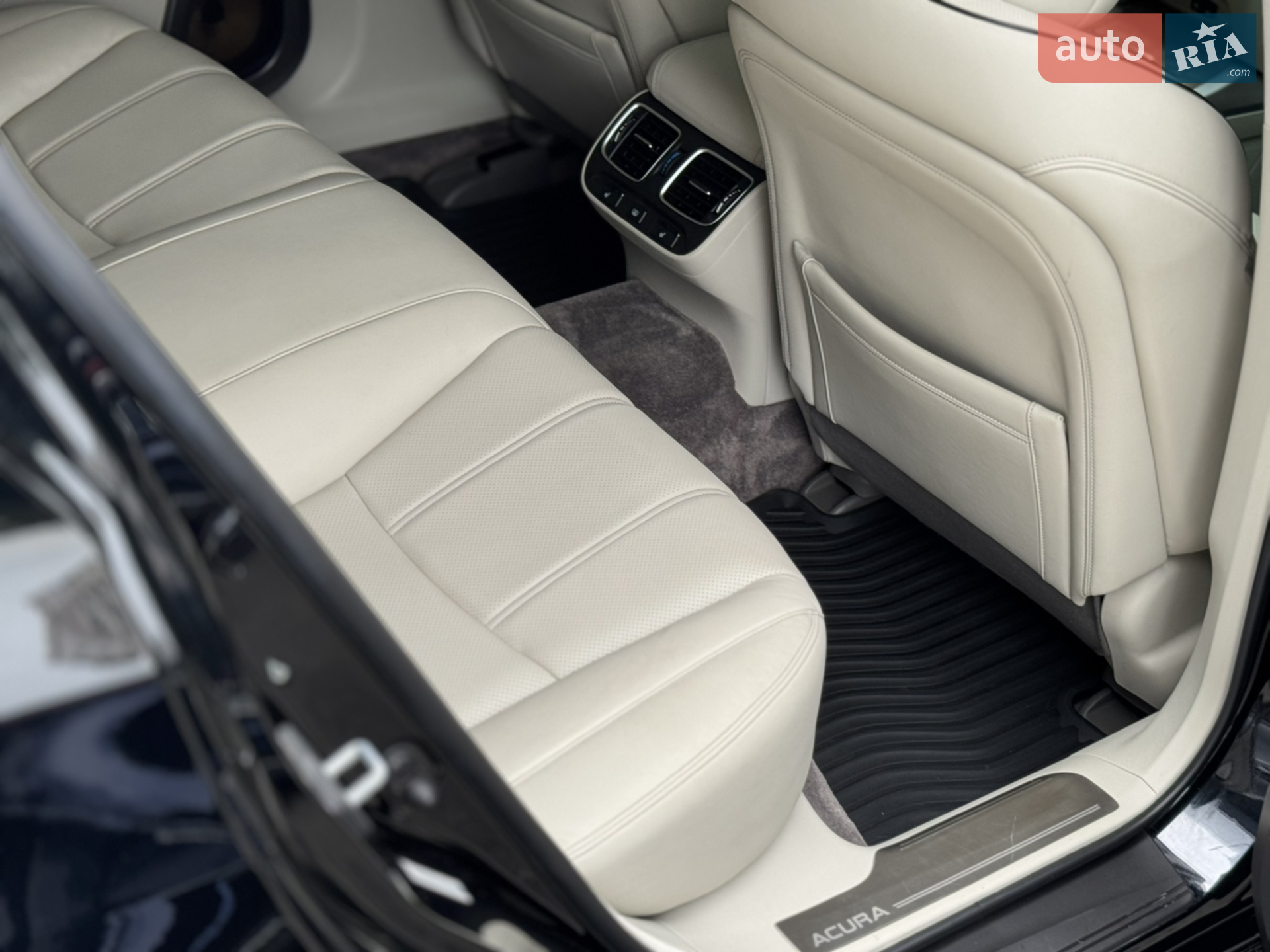2018 Acura RLX - мініатюра 38