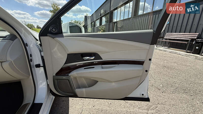 Седан Acura RLX 2015 в Ровно