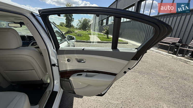 Седан Acura RLX 2015 в Ровно