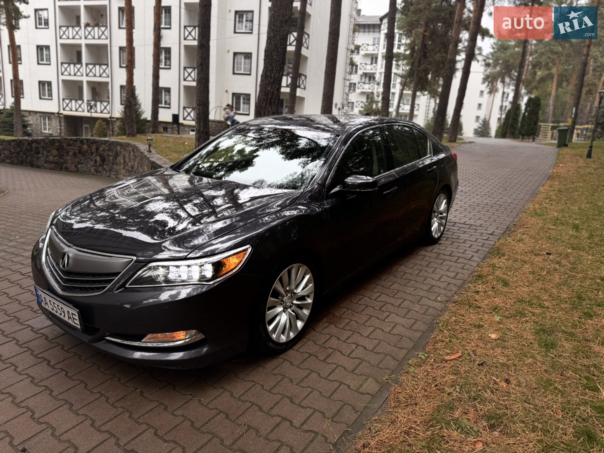 2013 Acura RLX - мініатюра 2