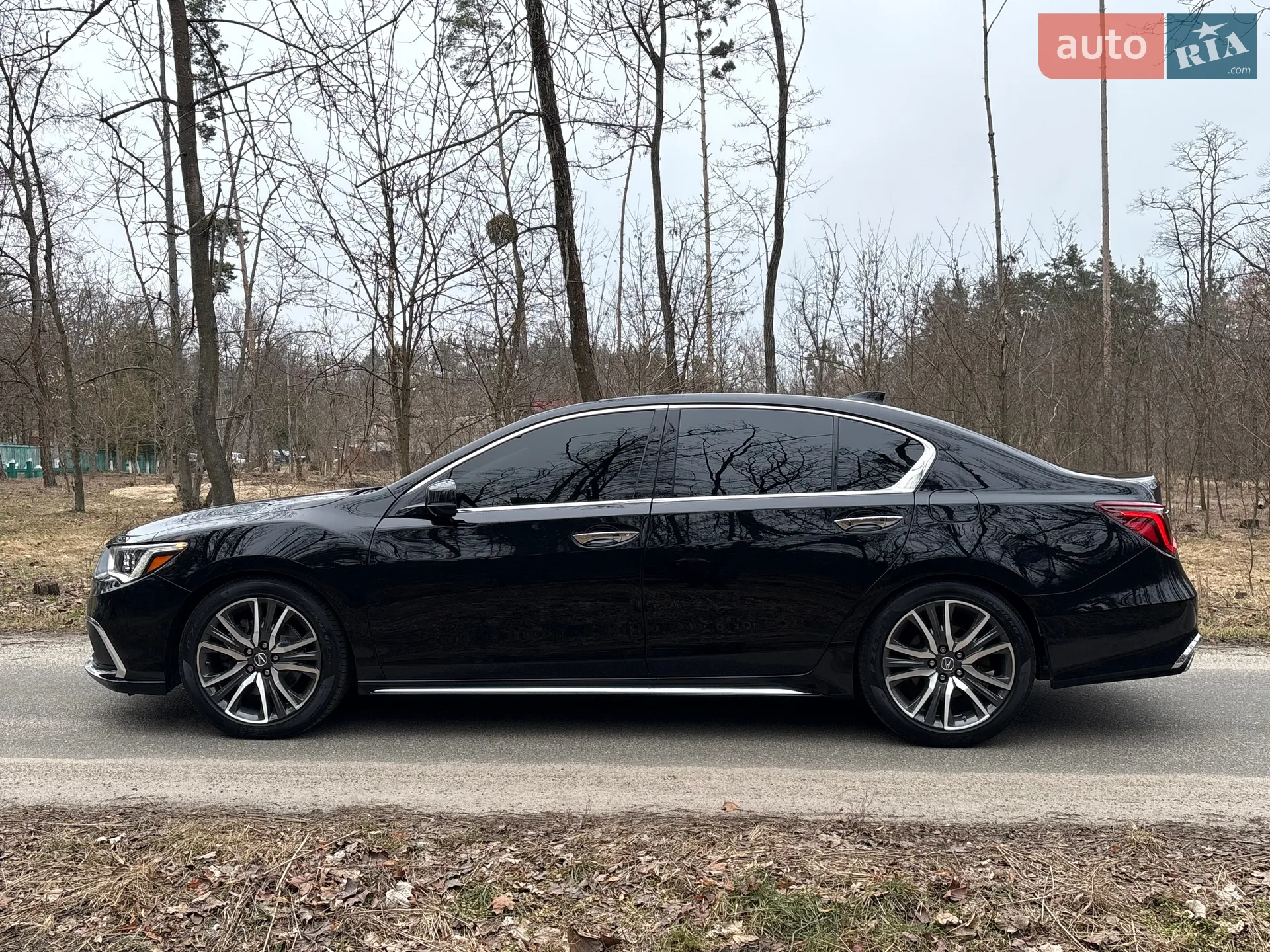 2018 Acura RLX - мініатюра 19