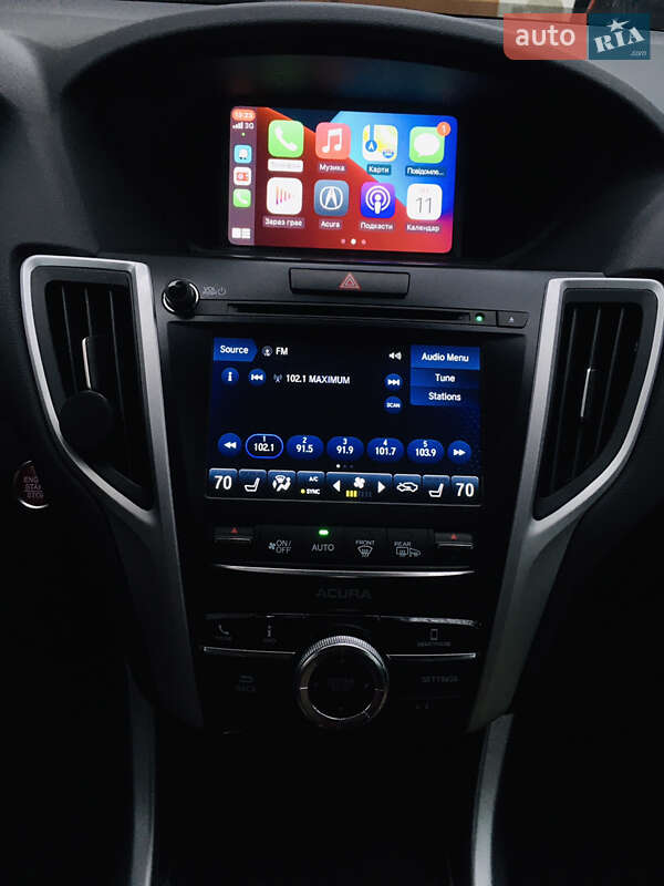 Седан Acura TLX 2018 в Львове