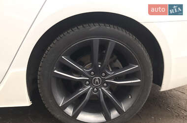 Седан Acura TLX 2017 в Львове