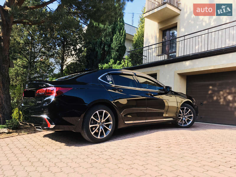 Седан Acura TLX 2018 в Львове
