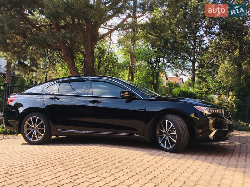 Седан Acura TLX 2018 в Львове