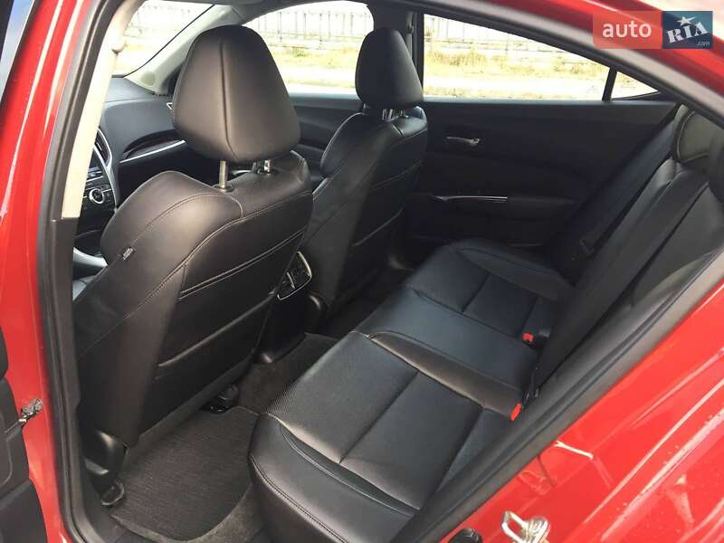 Седан Acura TLX 2016 в Киеве
