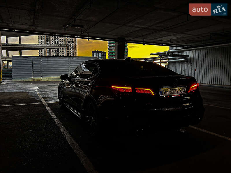 Седан Acura TLX 2018 в Днепре