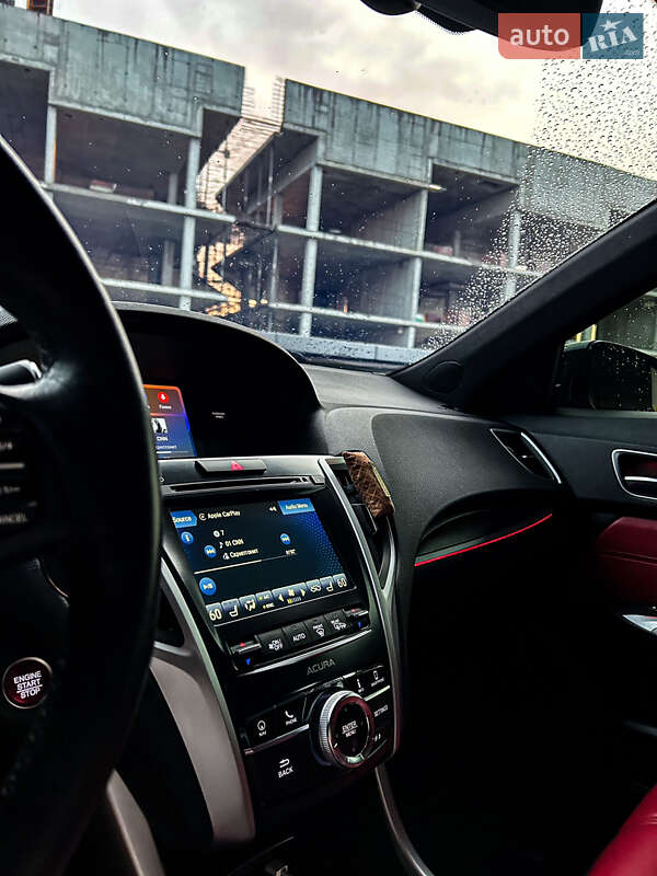 Седан Acura TLX 2018 в Днепре