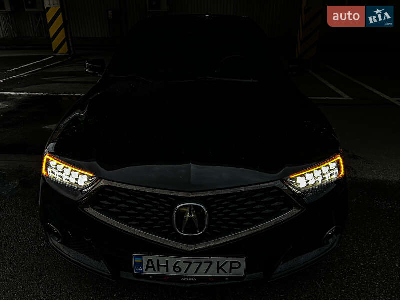 Седан Acura TLX 2018 в Днепре
