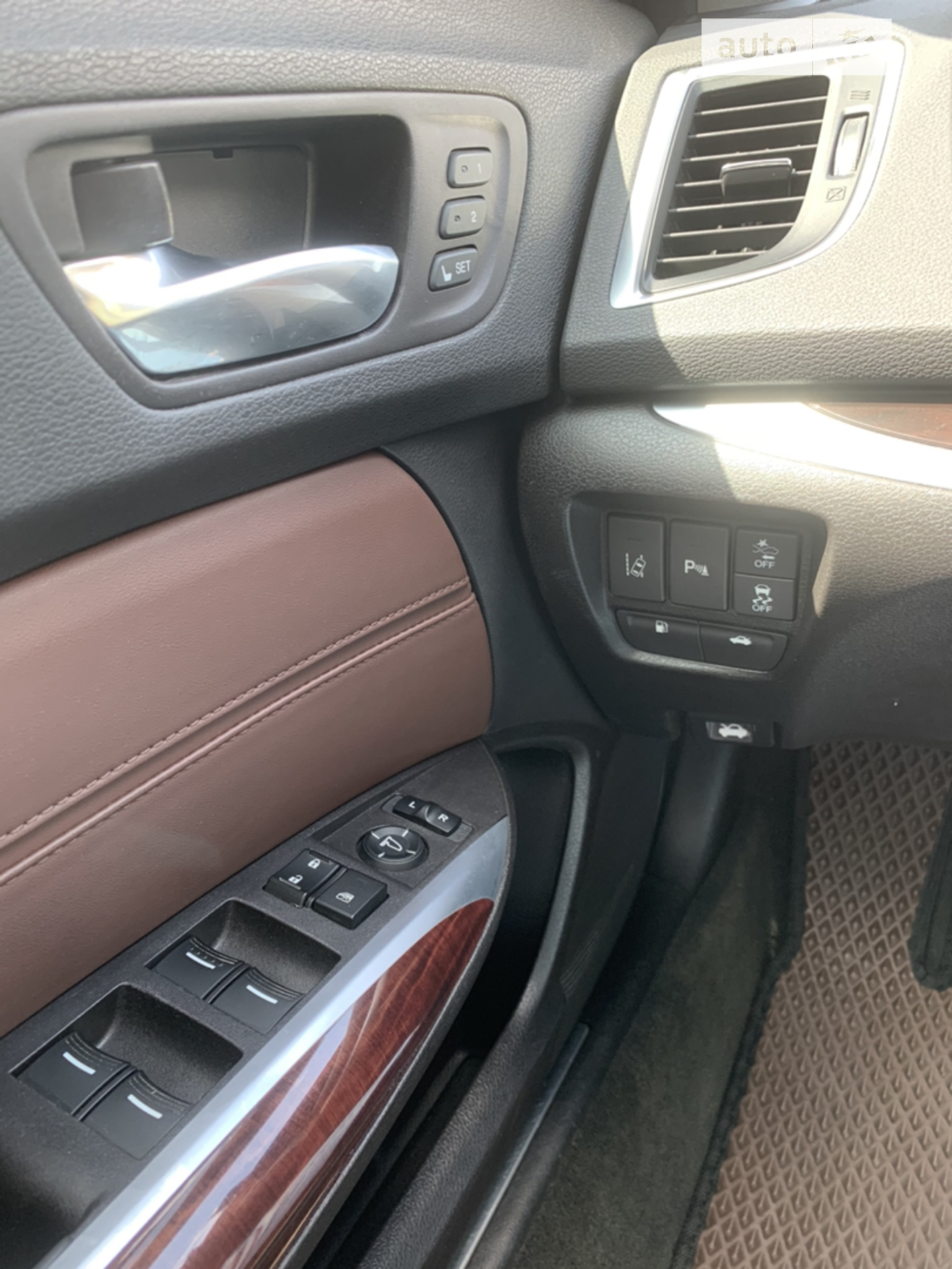2016 Acura TLX - мініатюра 27