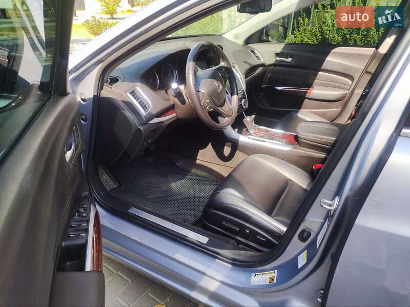 Седан Acura TLX 2015 в Львові