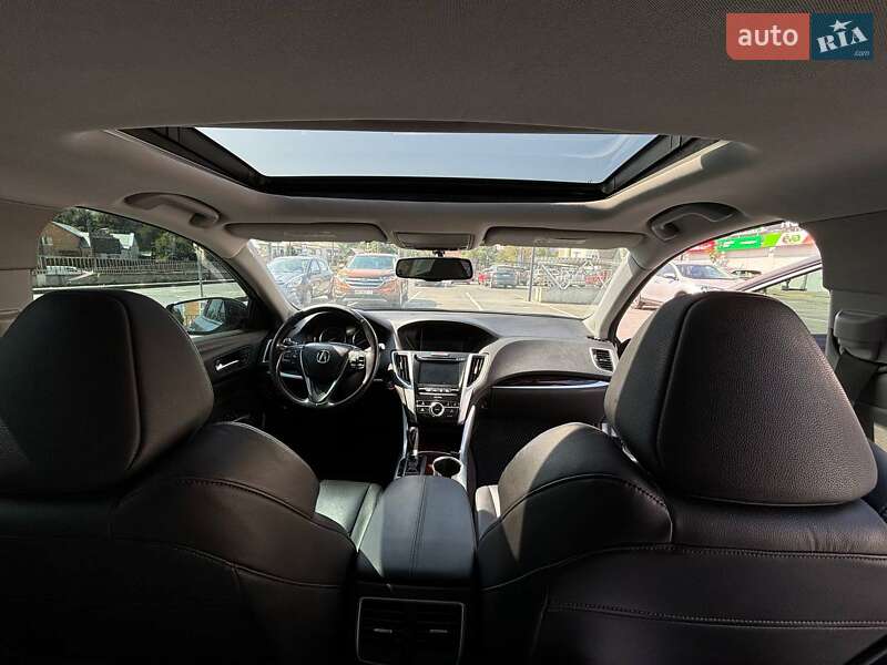 Седан Acura TLX 2015 в Львові