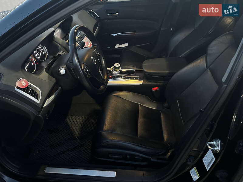 Седан Acura TLX 2015 в Києві