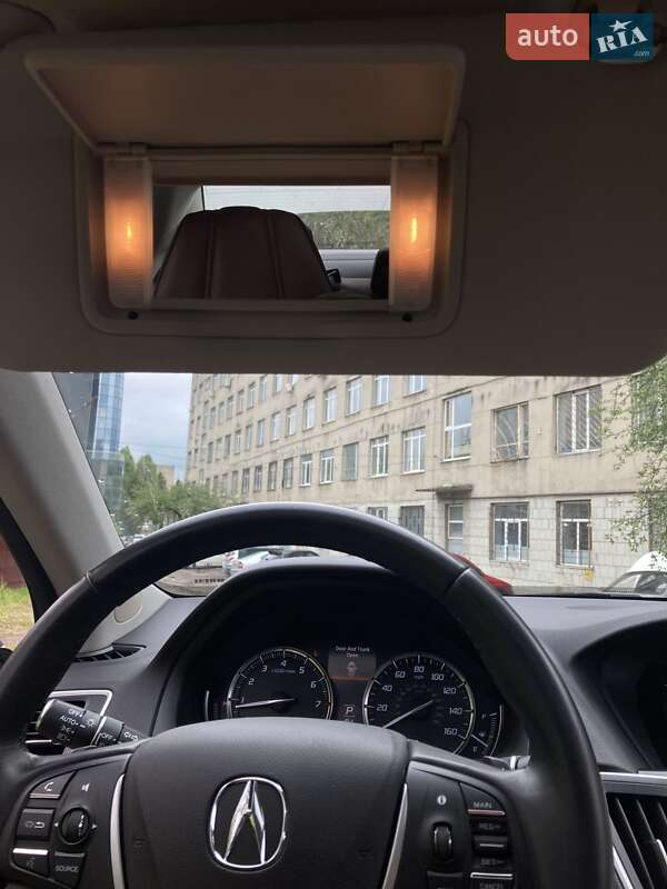 Седан Acura TLX 2018 в Львове
