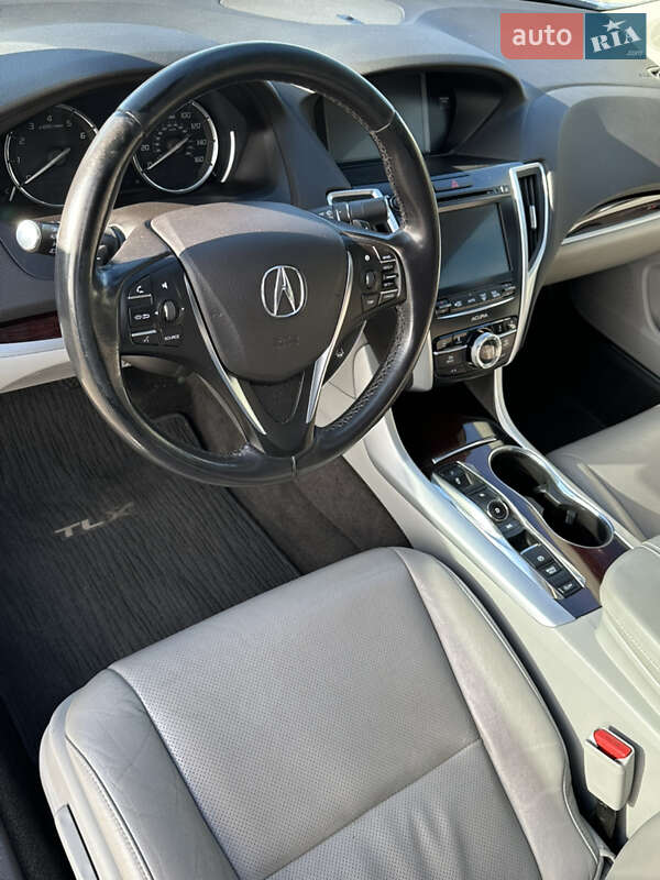 Седан Acura TLX 2016 в Киеве