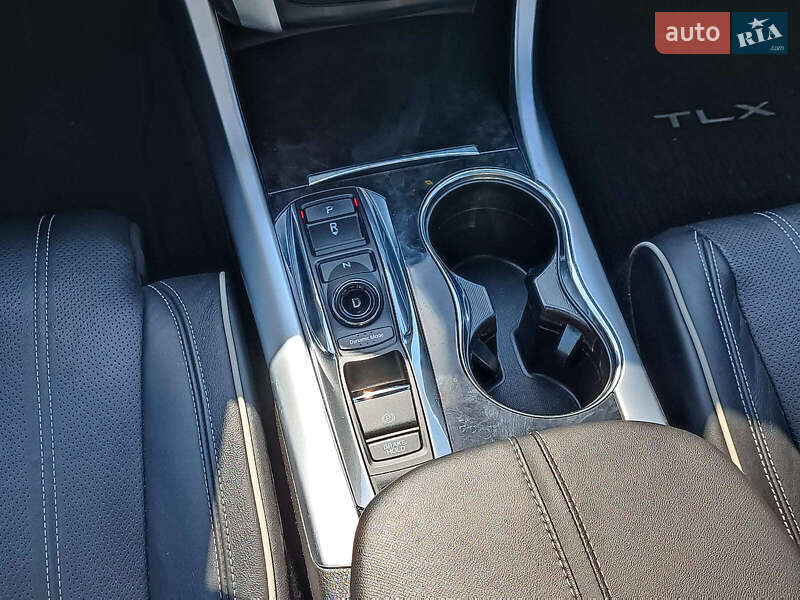 Седан Acura TLX 2017 в Харкові