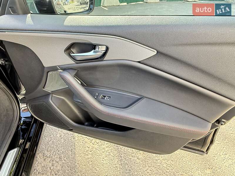 Седан Acura TLX 2022 в Киеве