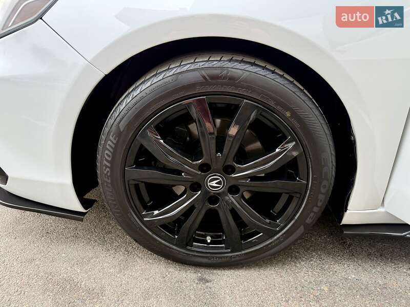 Седан Acura TLX 2018 в Киеве фото 21 Седан Acura TLX 2018 в Киеве