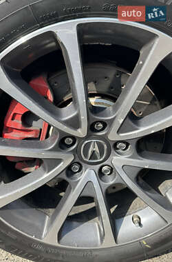 Седан Acura TLX 2015 в 