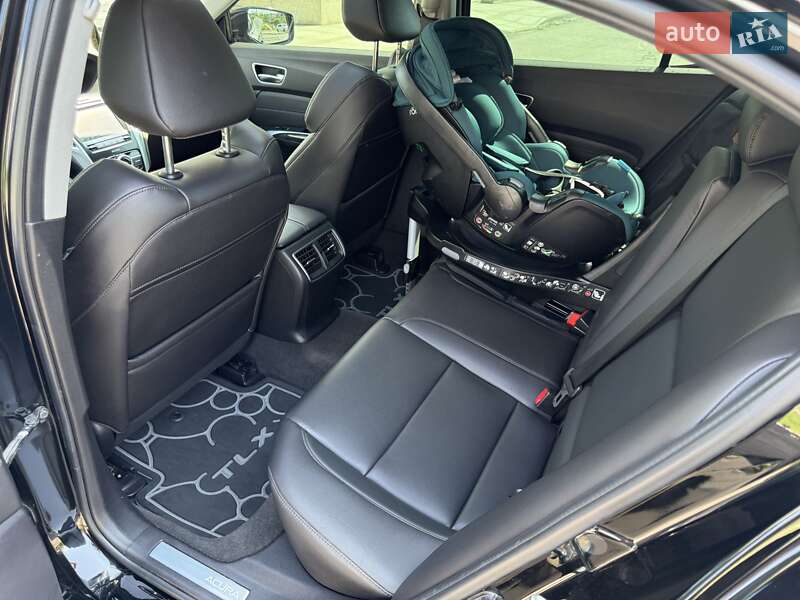 Седан Acura TLX 2019 в Днепре