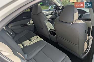 Седан Acura TLX 2015 в 