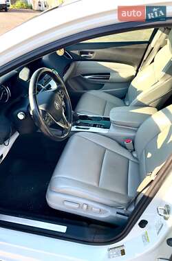 Седан Acura TLX 2015 в 