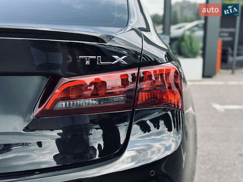 Седан Acura TLX 2017 в Кременчуге