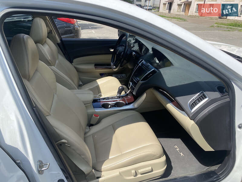 Седан Acura TLX 2015 в Киеве