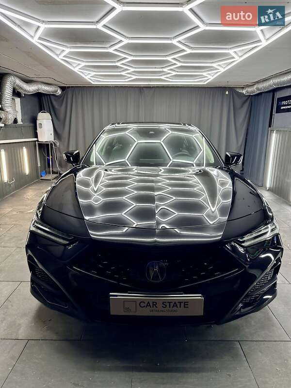 Седан Acura TLX 2023 в Киеве