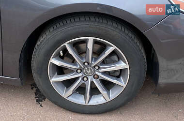 Седан Acura TLX 2017 в 
