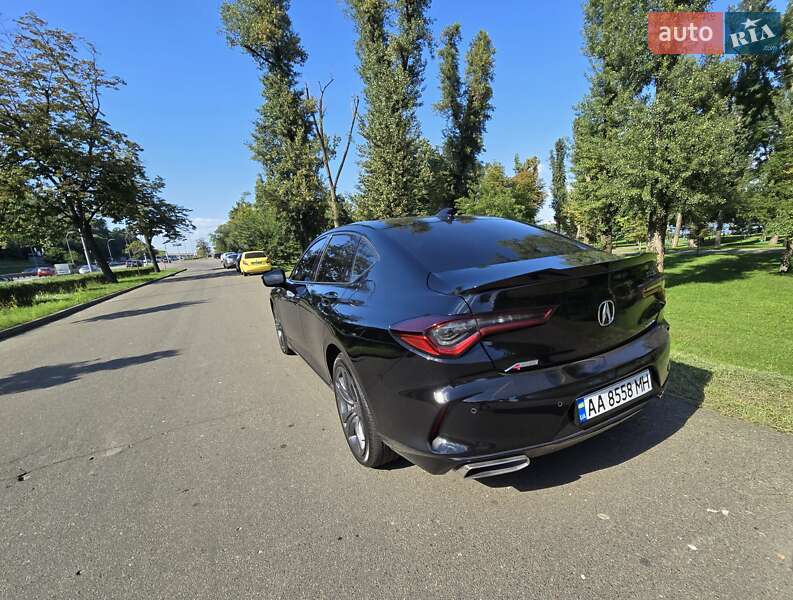 Седан Acura TLX 2023 в Киеве