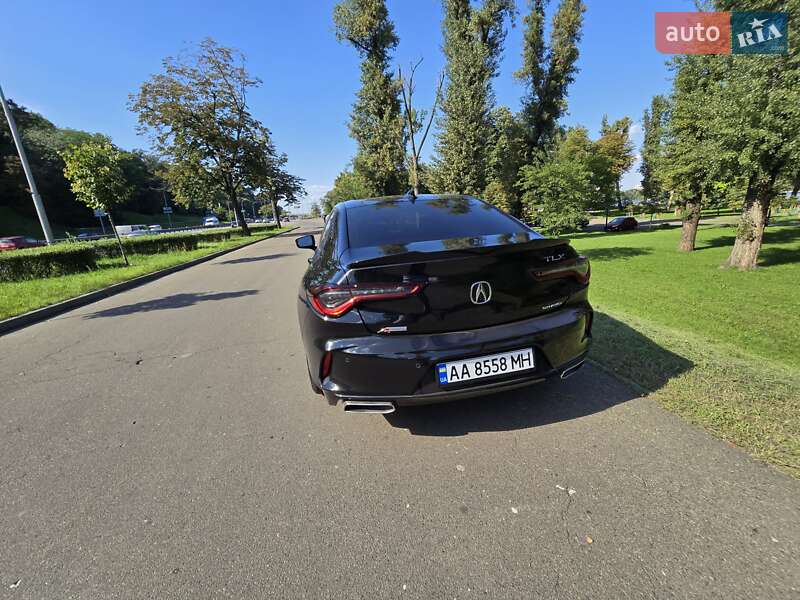 Седан Acura TLX 2023 в Киеве