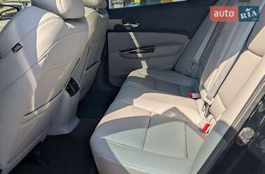Седан Acura TLX 2017 в 