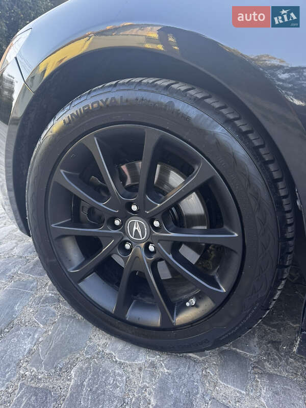 Седан Acura TLX 2015 в Каменец-Подольском