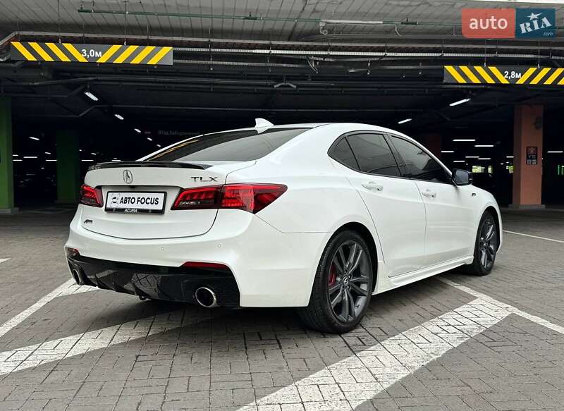 Седан Acura TLX 2017 в Києві