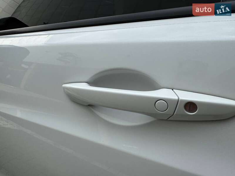 Седан Acura TLX 2017 в Києві