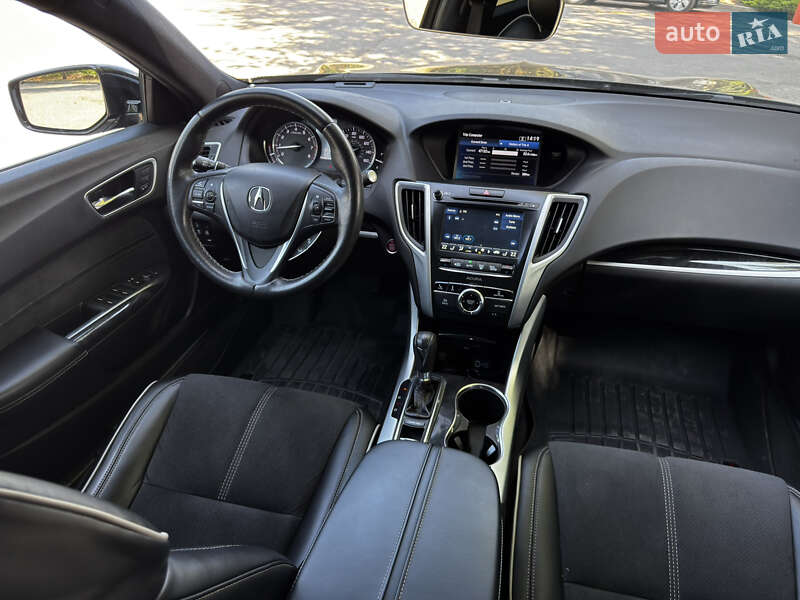 Седан Acura TLX 2018 в Днепре