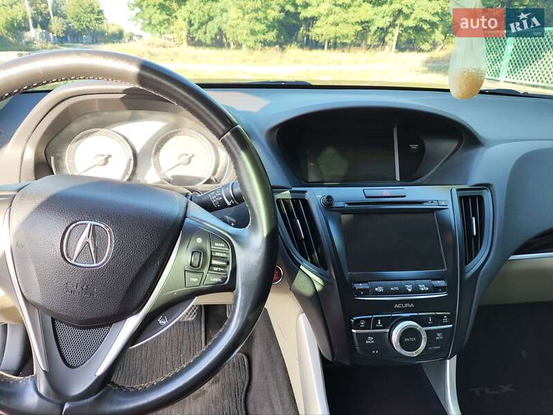 Седан Acura TLX 2015 в Брусилове