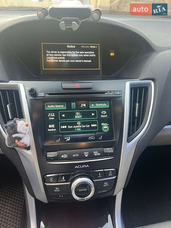 Седан Acura TLX 2015 в Києві