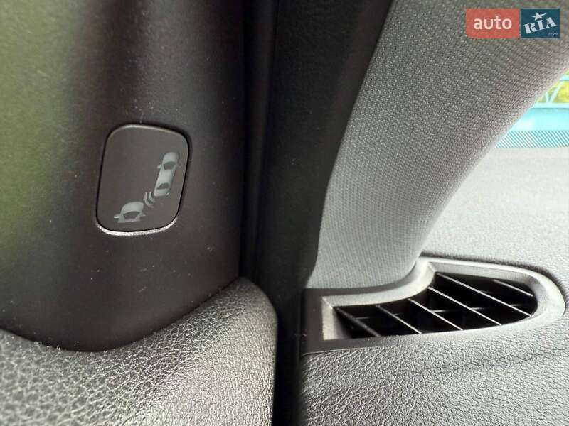 Седан Acura TLX 2017 в Киеве