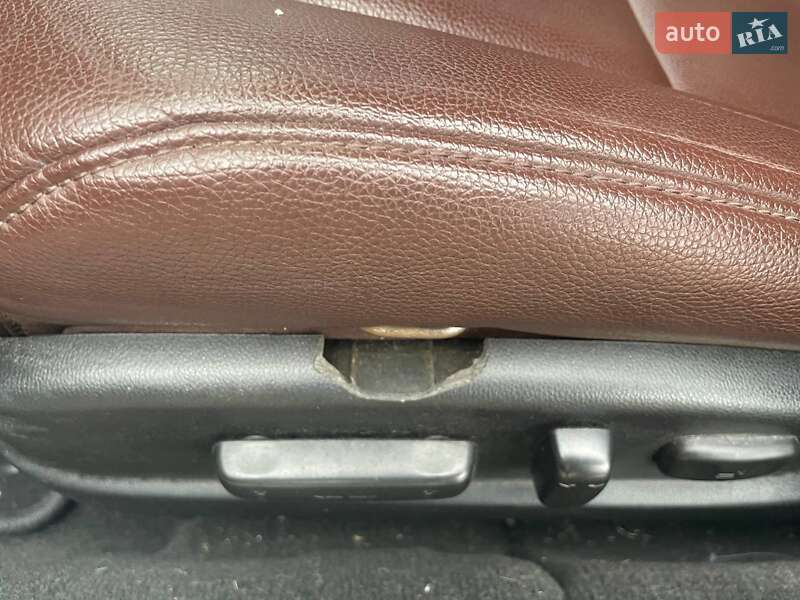 Седан Acura TLX 2015 в Гостомеле