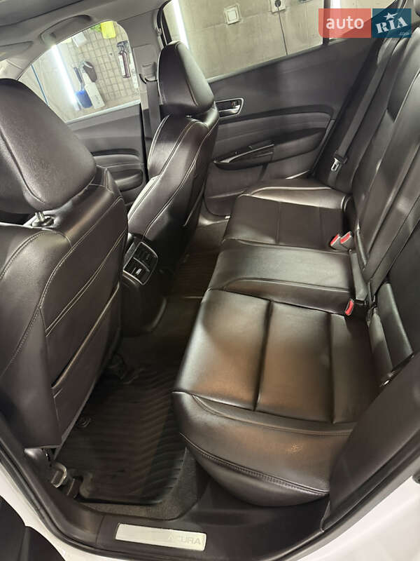Седан Acura TLX 2019 в Киеве