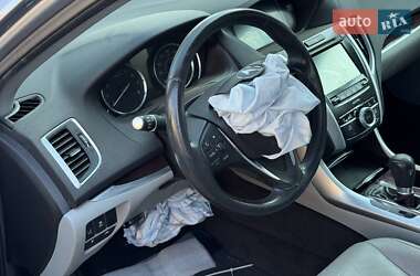 Седан Acura TLX 2016 в  фото 12 Седан Acura TLX 2016 в