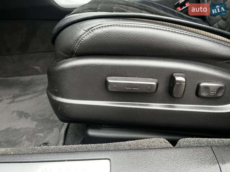 Седан Acura TLX 2016 в Киеве