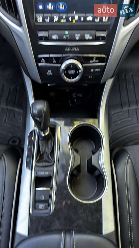 Седан Acura TLX 2018 в Днепре