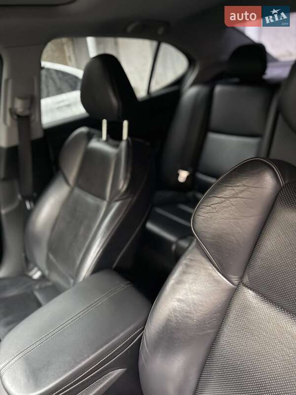 Седан Acura TLX 2015 в Києві