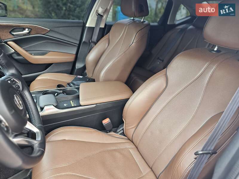 Седан Acura TLX 2021 в Львове