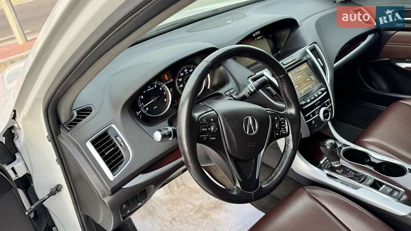 Седан Acura TLX 2015 в Тернополе